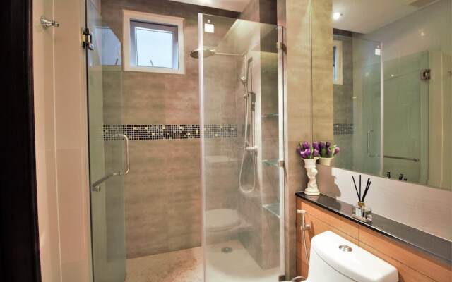 205 Sea View 900m From Karon Beach Rooftop Pool Wi-fi