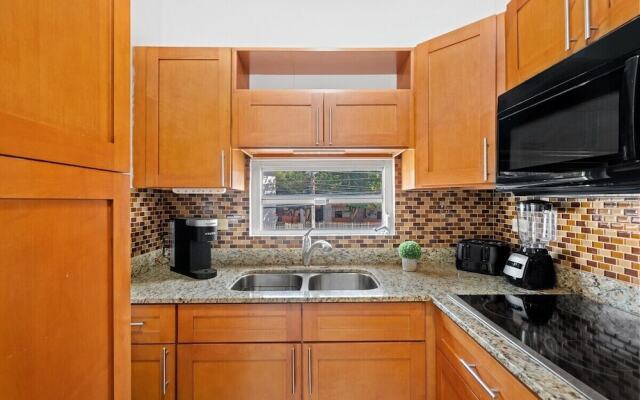 Puerto Rico Ocean Park Loft Vacation Rental With Parking Otium Rentals