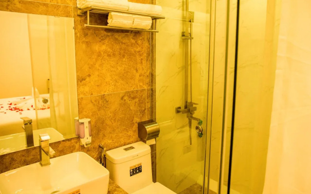 Golden hotel