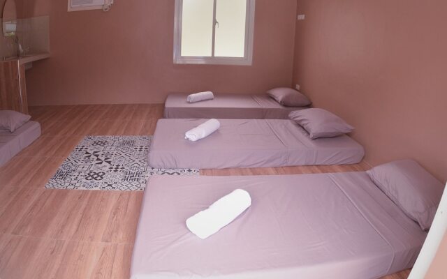 Angela's Resort And Leisure Farm-Hostel