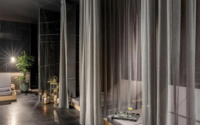 Lure Hotel & SPA