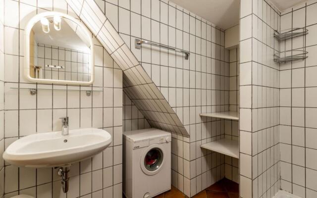 Four-room apartment for 6/7 people. (022113-AT-059536)-500 LOLLI 11