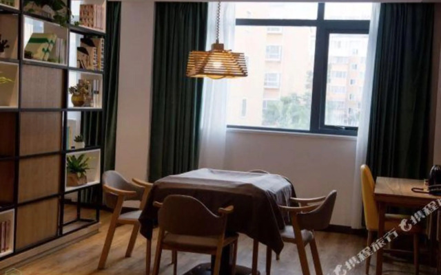 Zhoukou Yihua Yizhu Boutique Hotel