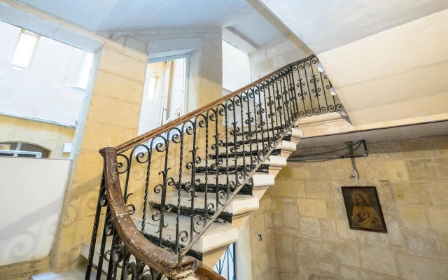 Valletta Main Street Apartment DELUXE
