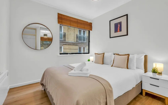 Queens Quay Mansion House Flat