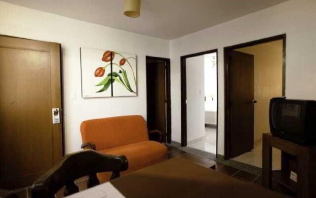 Travelers Apartamentos y Suites Cali Rayda