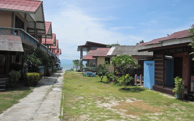 Charung Bungalows