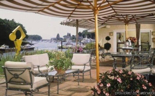 Yachtsman Hotel & Marina Club