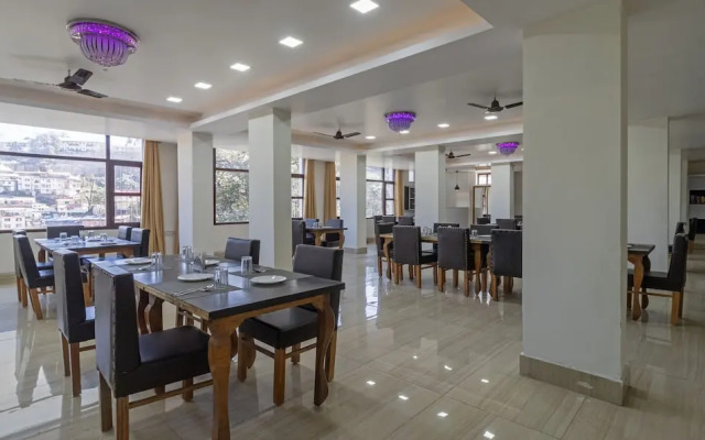 Treebo Stotrak S N Residency, Mussoorie