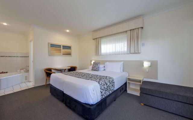 Comfort Inn All Seasons