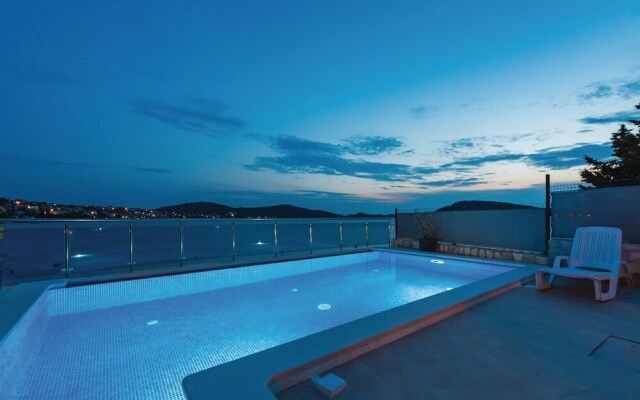 Awesome Home in Kalebova Luka With Wifi and 6 Bedrooms