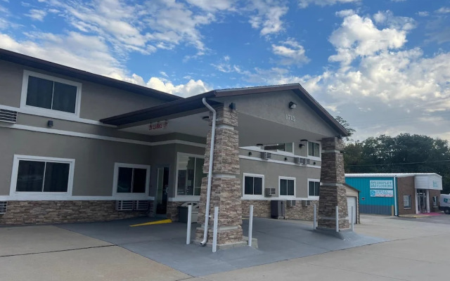 Deluxe Inn Nebraska City