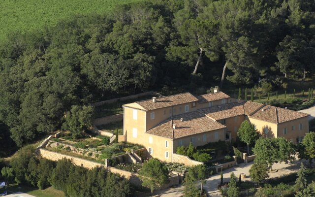 The Awning Housecosy Holiday Home in Rustrel With Swimming Pool