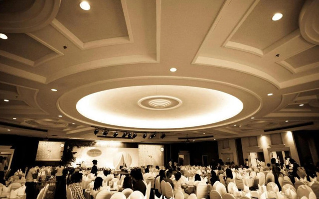 Wattana Park Hotel