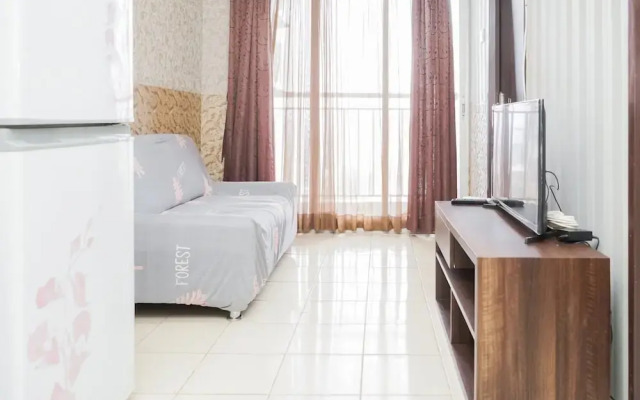 Spacious and Nice 2BR Serpong Greenview Apartment