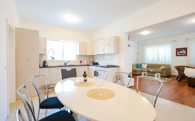 Ante - 30 m From Beach - H