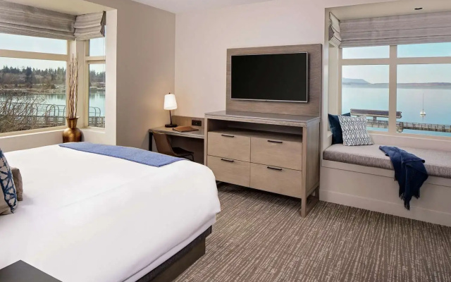 Chrysalis Inn & Spa Bellingham, Curio Collection by Hilton