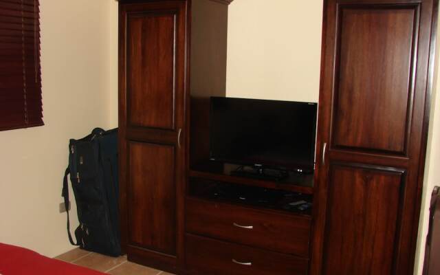 Sweet Dreams Studios De Lux