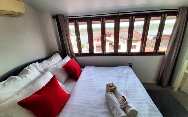 The Royal Chiangkhan Boutique Hotel