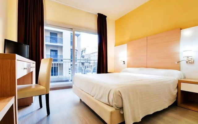 Hotel Fontana Plaza