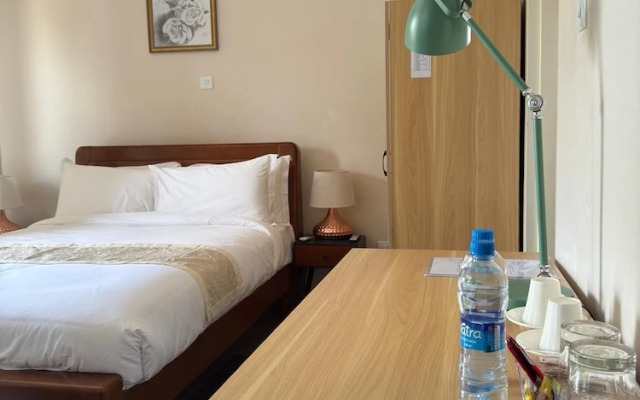 Eleganciana Lodges Ltd