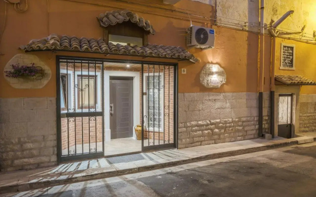 ROBERTO's Guest House