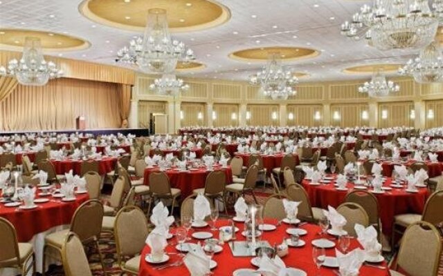 Millennium Hotel St. Louis