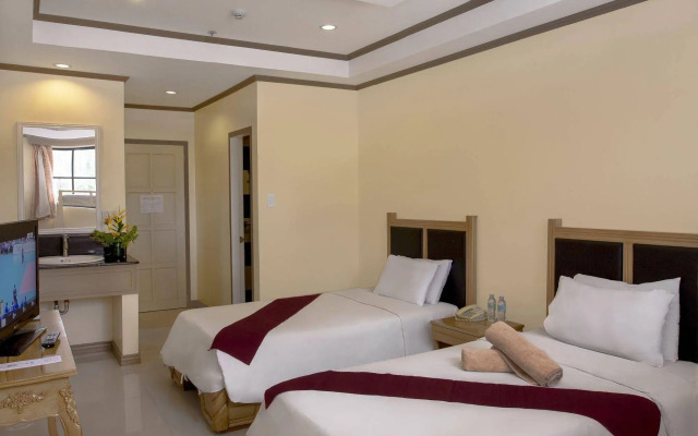 White Rock Waterpark and Beach Hotel