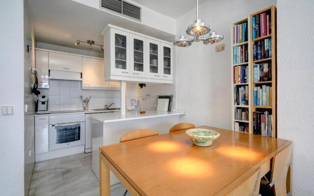 Apartment Boulevard 205