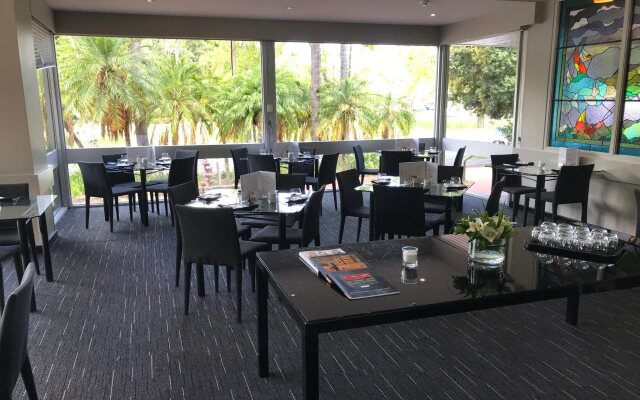 Sullivans Hotel