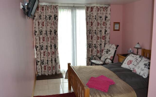 Woodview Bed & Breakfast