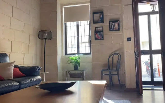 Central House in Sliema with PrivatePool