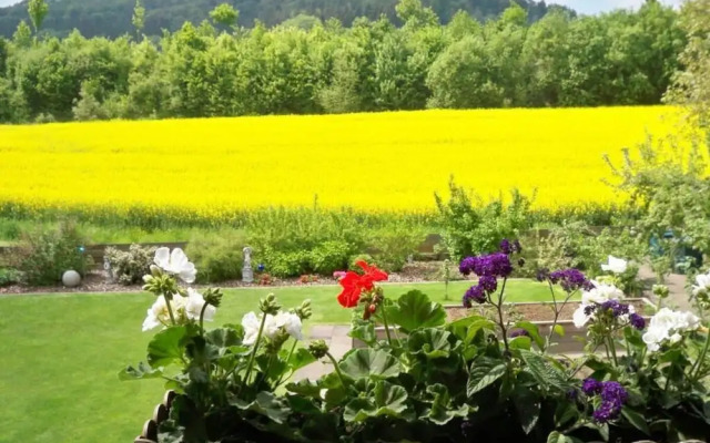 "weserbergland" Modern Retreat