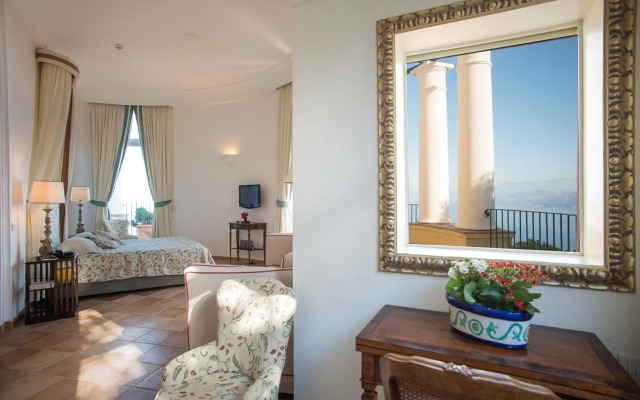 Caesar Augustus Hotel