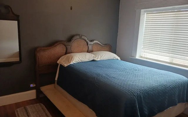 Vigilante Inn  Earp
