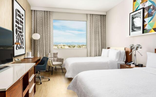 Hampton Inn & Suites Santa Monica