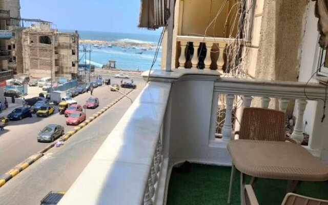 Luxury 3 bedroom Apartment with a great Seaview
