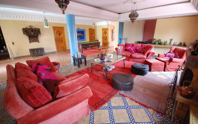 La Villa du Lac- Guest House