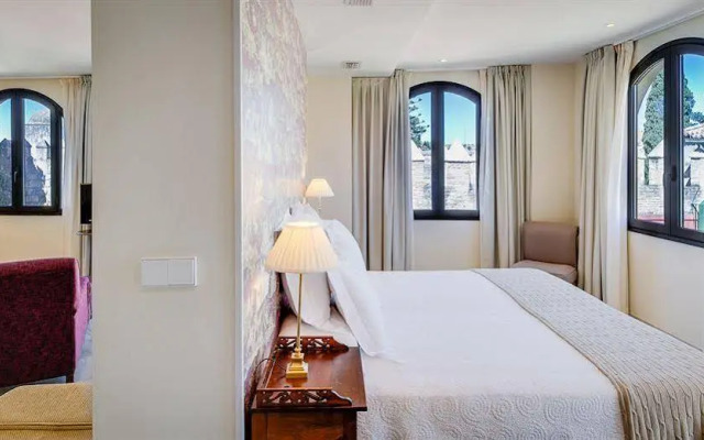 Suites Murillo Alcazar