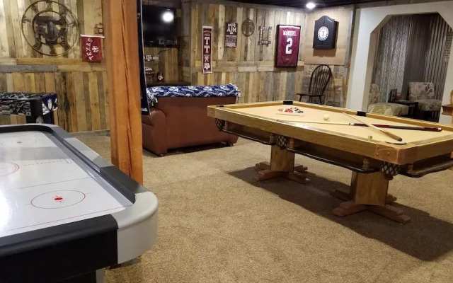 Drunk Duck Lodge