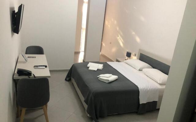 Hotel Aulona Fier