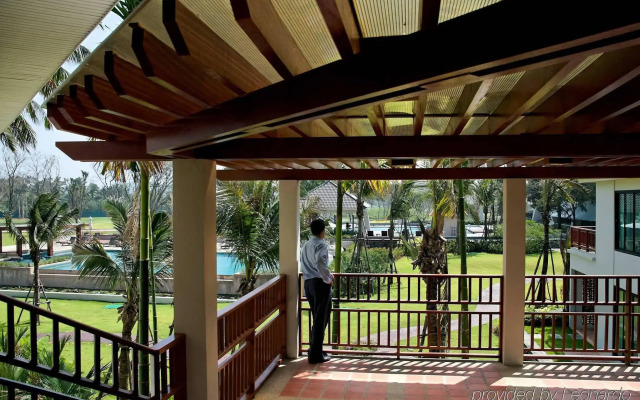 The Nouveau Chumphon Beach Resort & Golf