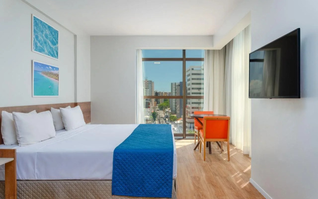 Verano Pajuçara by Tropicalis