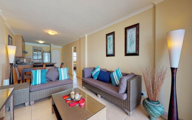 The Waves Crest Bloubergstrand