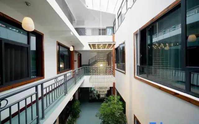 Zhangjiajie Borui Courtyard Hotel (Tianmen Mountain)