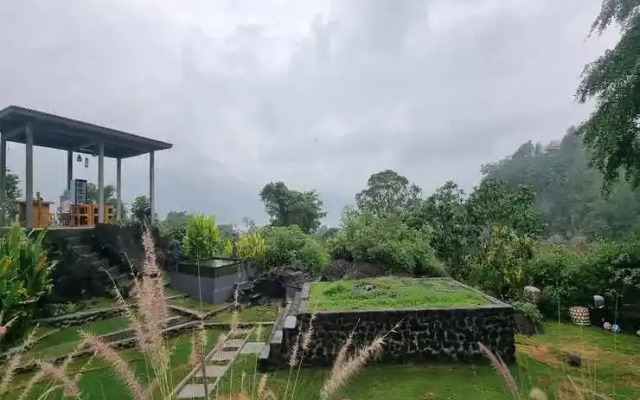 Onion Garden and Natural Hotspring