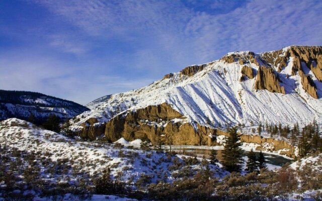 Juniper Trails Bed & Breakfast