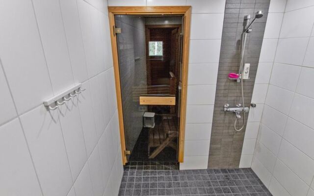 Holiday Home Kiehislevi a