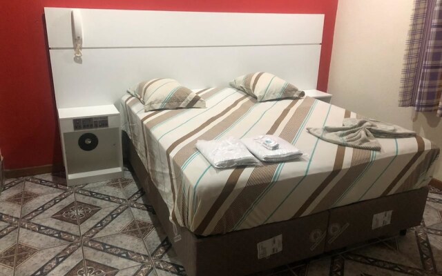 OYO Hotel City