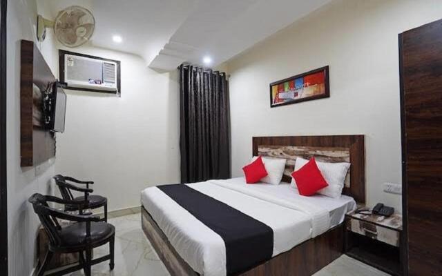 Hotel Jindal Palace